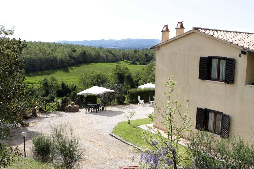 فيلا مانشانوفي Il Laghetto Agriturismo الغرفة الصورة