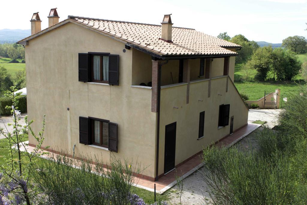 فيلا مانشانوفي Il Laghetto Agriturismo المظهر الخارجي الصورة